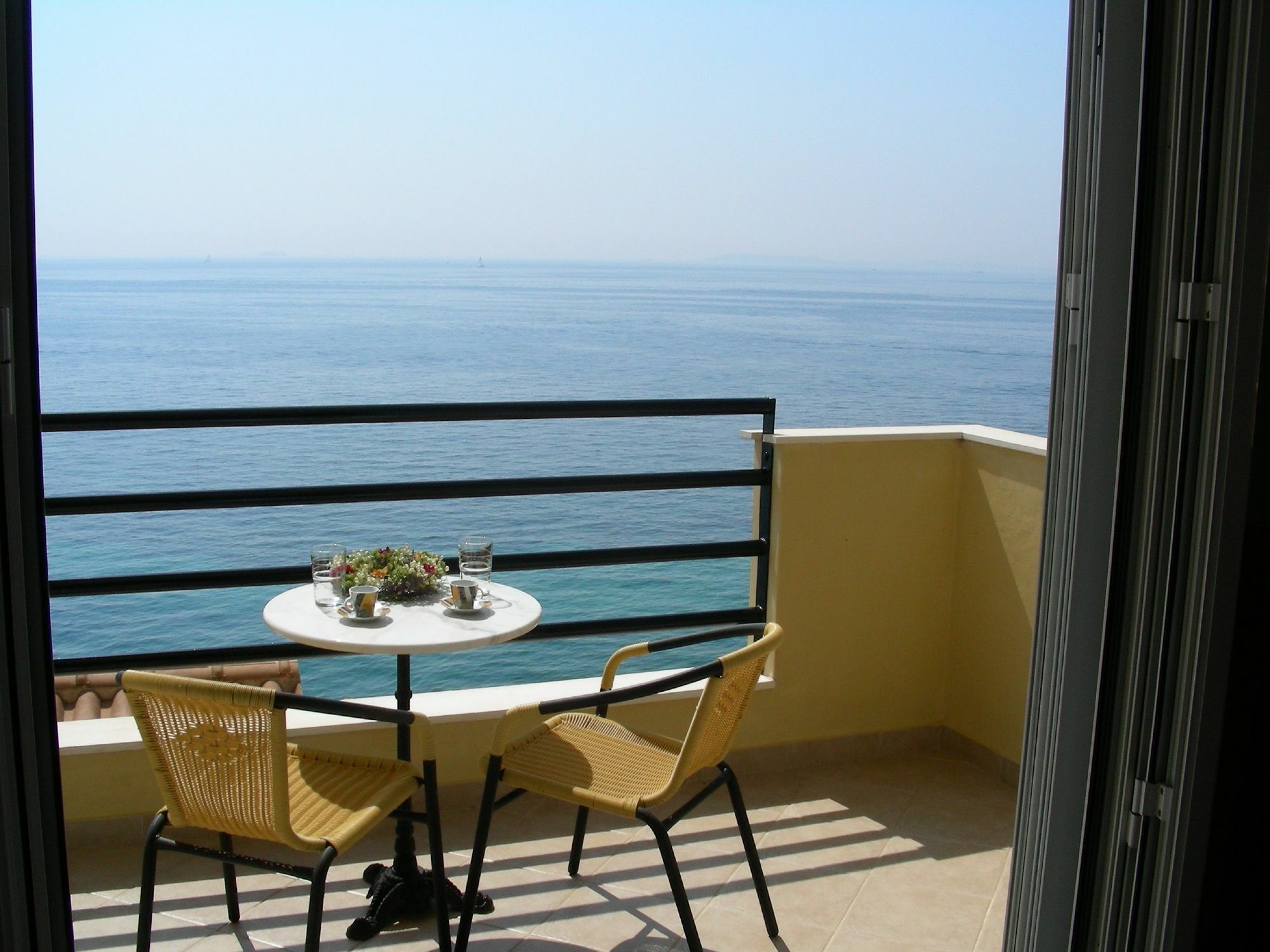 Glyfa Beach Villas Mparmpati Eksteriør billede